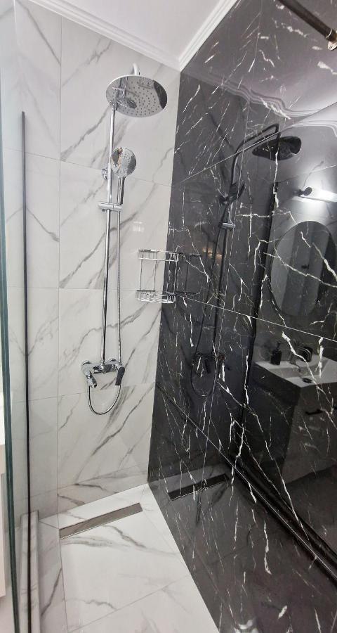 Pg Luxury Apartment Kavala Exterior foto